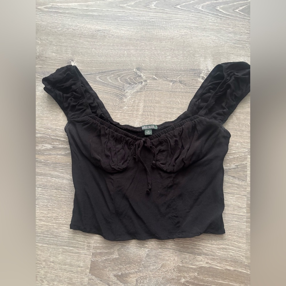 Wild Fable Black Cropped Cap Sleeve Top